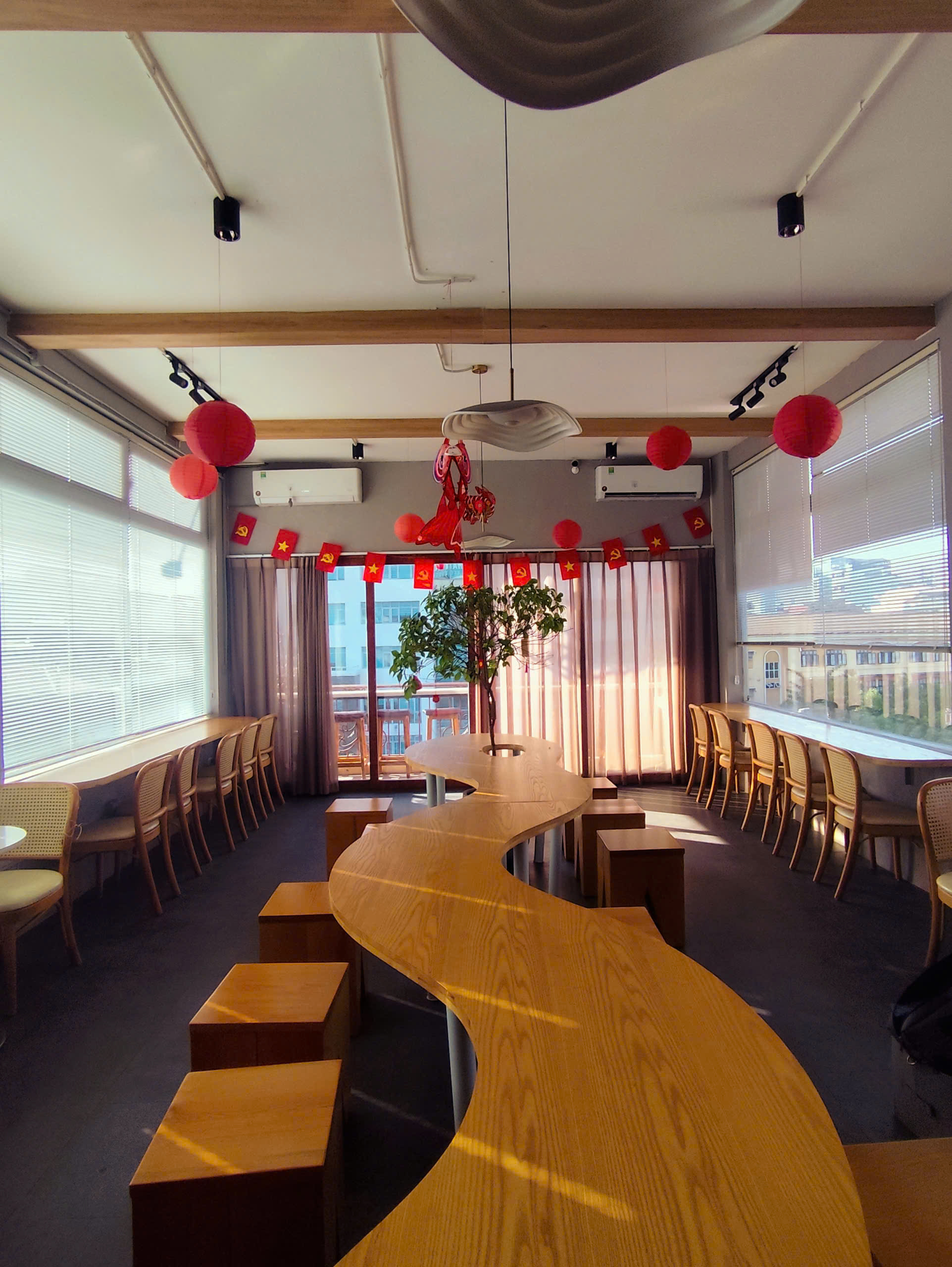 Cho thuê chỗ ngồi tại số 8 Đại Cồ Việt